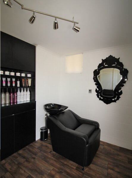 Relax Hairwash Station