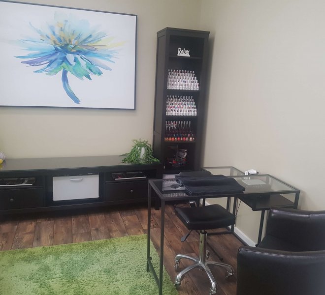 Relax Manicure Room